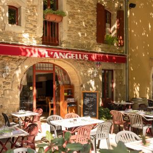 449-acav-angelus-restaurant-photo-lorette-fabre.jpg
